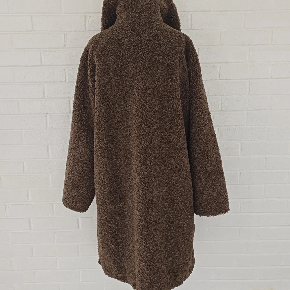 Apparis Faux Fur Coat NWOT Size XL - Picture 7 of 11
